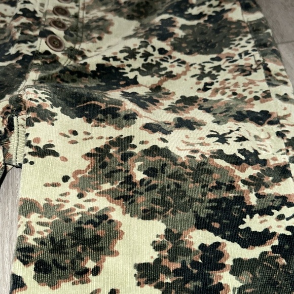 Pilcro Anthropologie Green and Black corduroy Pants size 30 - Picture 3 of 11